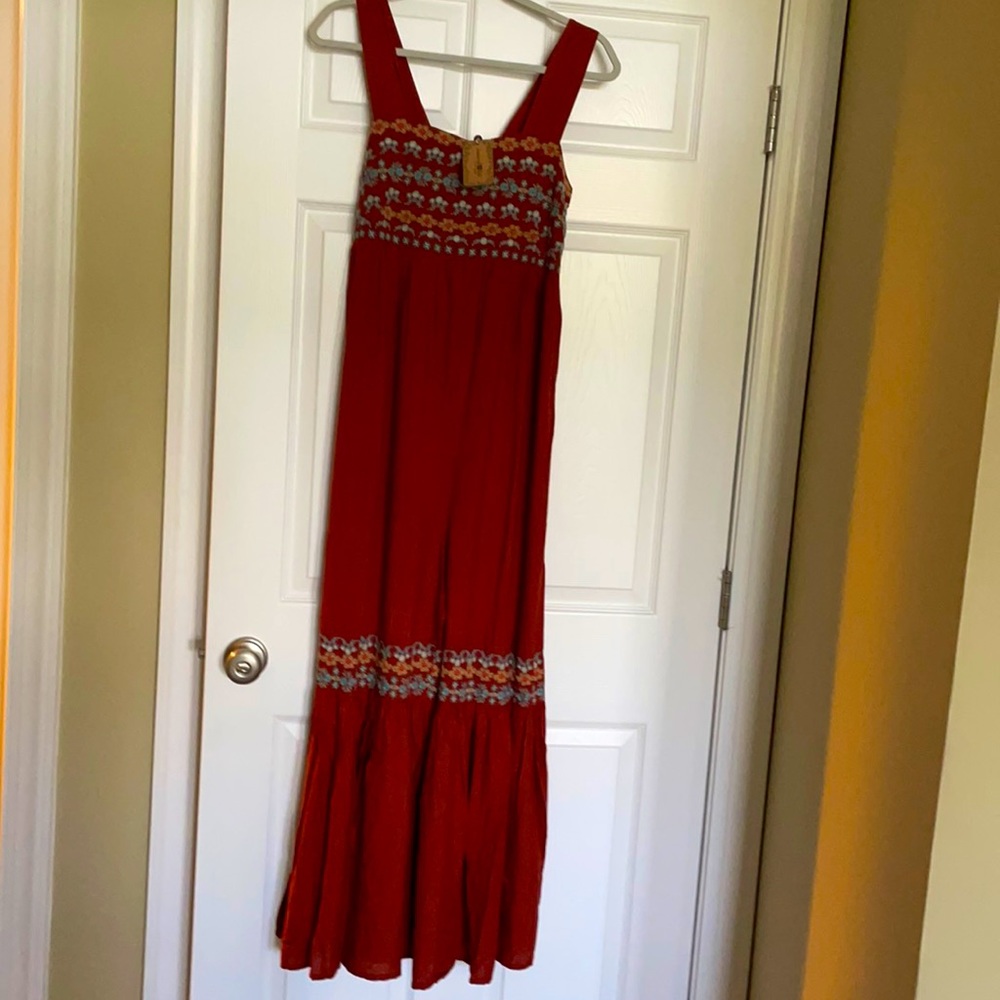 NWT from Natural Life in rust color